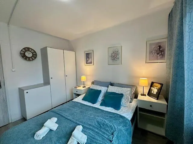 Przy Stawikach * סוסנוביץ'